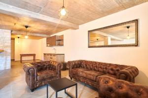 Fotografie z fotogalerie ubytování Top-Villa mit großem Pool, Billard, Kicker, Darts v destinaci Kaštel