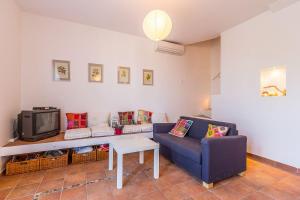 Fotografie z fotogalerie ubytování Appartement mit Meerblick, Terrasse, Klima, WLAN, Parkplatz und nur knapp 900 Meter vom kristallklaren Meer entfernt v destinaci Ližnjan