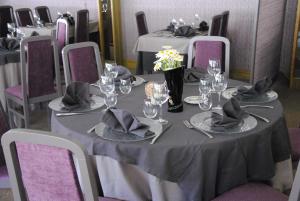 Fotografie z fotogalerie ubytování Logis Hôtel restaurant Bel Horizon v destinaci Vic-sur-Cère + 37 fotografií