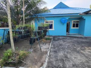 Afbeelding uit fotogalerij van Entire 3 Bedroom Bungalow - Home away from home in Lagos