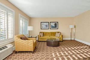 Posezení v ubytování Marin Suites Hotel