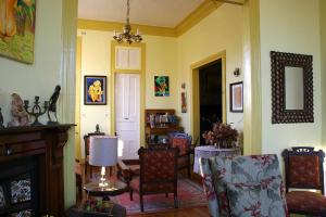Uma área de estar em Eco Hostal Offenbacher-Hof