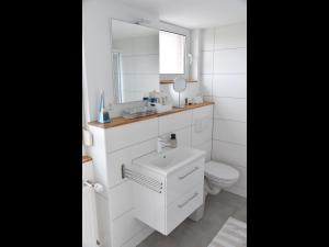 Koupelna v ubytování NEU! Ferienhaus Schaaf