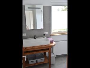 Fotografie z fotogalerie ubytování NEU! Ferienhaus Schaaf v destinaci Hillscheid