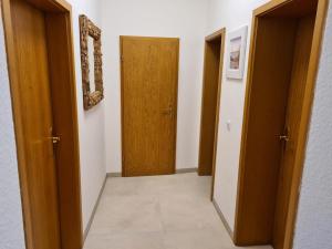 Fotografie z fotogalerie ubytování NEU! Ferienwohnung in Mücheln mit Balkon v destinaci Mücheln