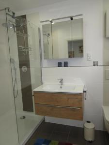 Koupelna v ubytování NEU! Ferienwohnung Hofblick