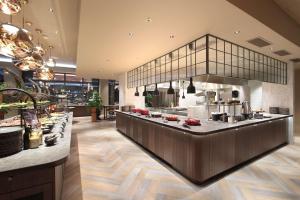 Köök või kööginurk majutusasutuses Radisson Blu Hotel Lietuva