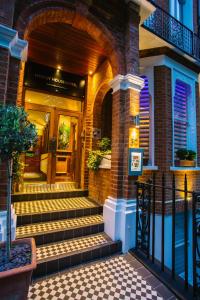 Gallery image of Henley House Hotel in London