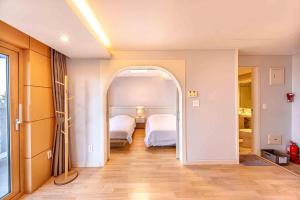 Postel nebo postele na pokoji v ubytování Dyne Resort + 37 fotografií