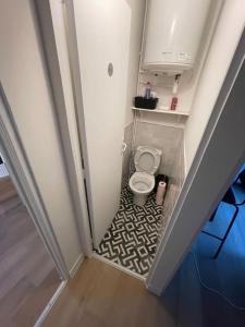 Bilik mandi di Appartement ancien à Orléans +4 gambar