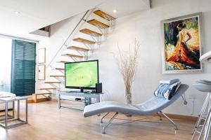 Зображення з фотогалереї помешкання Modern Loft Style Apt w/ Beautiful View w/ Pool у місті Ріо-Гранде
