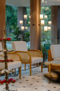 Surpura Bagh - A Luxury Boutique Resort的休息区