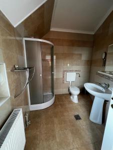 Et badeværelse på Pensiunea Andalex