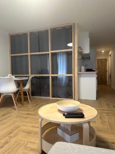 Kuchyň nebo kuchyňský kout v ubytování Gezellig modern kust appartement