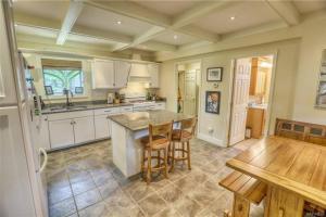 Kuchyň nebo kuchyňský kout v ubytování Close to Town