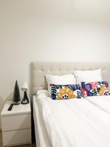 Postel nebo postele na pokoji v ubytování Winter Arctic apartment