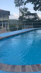 Bazén v ubytování Villa El Despertar nebo v jeho okolí