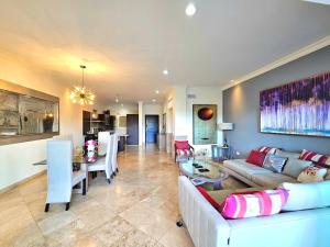 Photo de la galerie de l'établissement Wonderful 2 br Apt a few of minutes to the Beach, à Cabo San Lucas