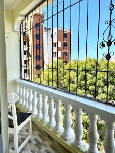 Ein Balkon oder eine Terrasse in der Unterkunft Unique apartment 2
