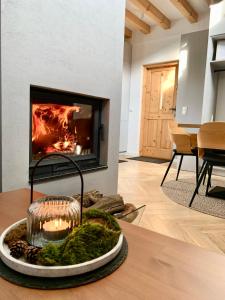 Фотография из галереи RUBIESZCZA domki z kominkiem i widokiem na jezioro в городе Волковыя