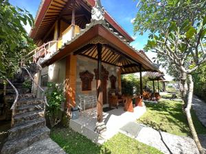 Ketut Losmen Bungalows Lembongan外面的花园