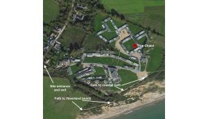 um mapa do local aproximado de uma mansão na praia em 2 Bedroom Chalet SB109, Sandown Bay, Isle of Wight em Brading