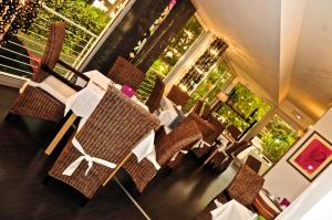 A seating area at Hotel Anapaya
