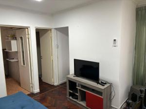 Μια τηλεόραση ή/και κέντρο ψυχαγωγίας στο Departamento Centro Plaza 9 Julio