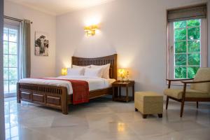 Postel nebo postele na pokoji v ubytování Naila Kothi - A Luxury Boutique Royal Suites in Jaipur + 37 fotografií