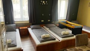 Rúm í herbergi á Kirschbaum Apartment