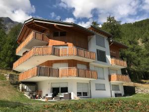 Nespecifikovaný výhled na hory nebo výhled na hory při pohledu z apartmánu