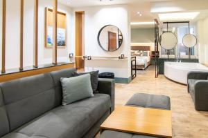 Postel nebo postele na pokoji v ubytování Thalassa Apart Hotel