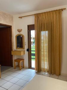 Μια τηλεόραση ή/και κέντρο ψυχαγωγίας στο Villa Memories