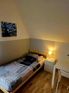 Cama o camas de una habitación en Zimmervermietung Demes