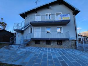Budova, v ktorej sa apartmán nachádza