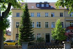 Das Gebäude in dem sich das Aparthotel befindet