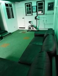 Posezení v ubytování 52 Green Street, North End, PE