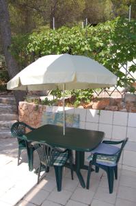 Jardí fora de Apartment Kordić