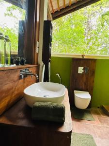 Bilik mandi di The Green Terrace