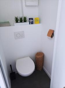 Ванная комната в Le S&L - Hyper Centre +44 фотографии