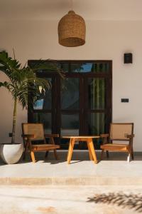 Fotografie z fotogalerie ubytování Lucky's Surf Camp v destinaci Weligama