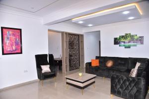 Khu vực ghế ngồi tại 1118 Serenity Residence