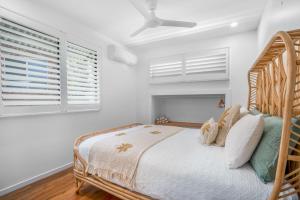 1-46 Manooka Drive - Rainbow Beach Aircon. Wifi. Pool. View客房内的一张或多张床位
