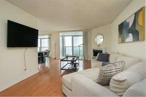 Panoramic Penthouse Venice/ Marina Del Rey.