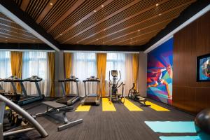 Pusat kecergasan dan/atau kemudahan kecergasan di Hampton by Hilton Beijing West Railway Station Lize Business District
