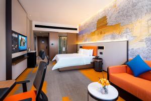 Katil atau katil-katil dalam bilik di Hampton by Hilton Beijing West Railway Station Lize Business District