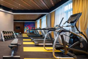 Pusat kecergasan dan/atau kemudahan kecergasan di Hampton by Hilton Beijing West Railway Station Lize Business District