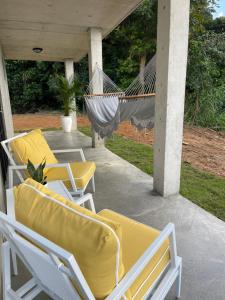 Giardino di The Serene House Bed & Breakfast