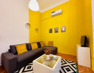 Posedenie v ubytovaní Yellow House - Large central one-bedroom