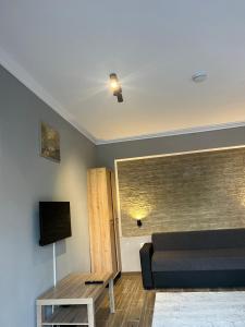 Μια τηλεόραση ή/και κέντρο ψυχαγωγίας στο Benny & Bella Guest House